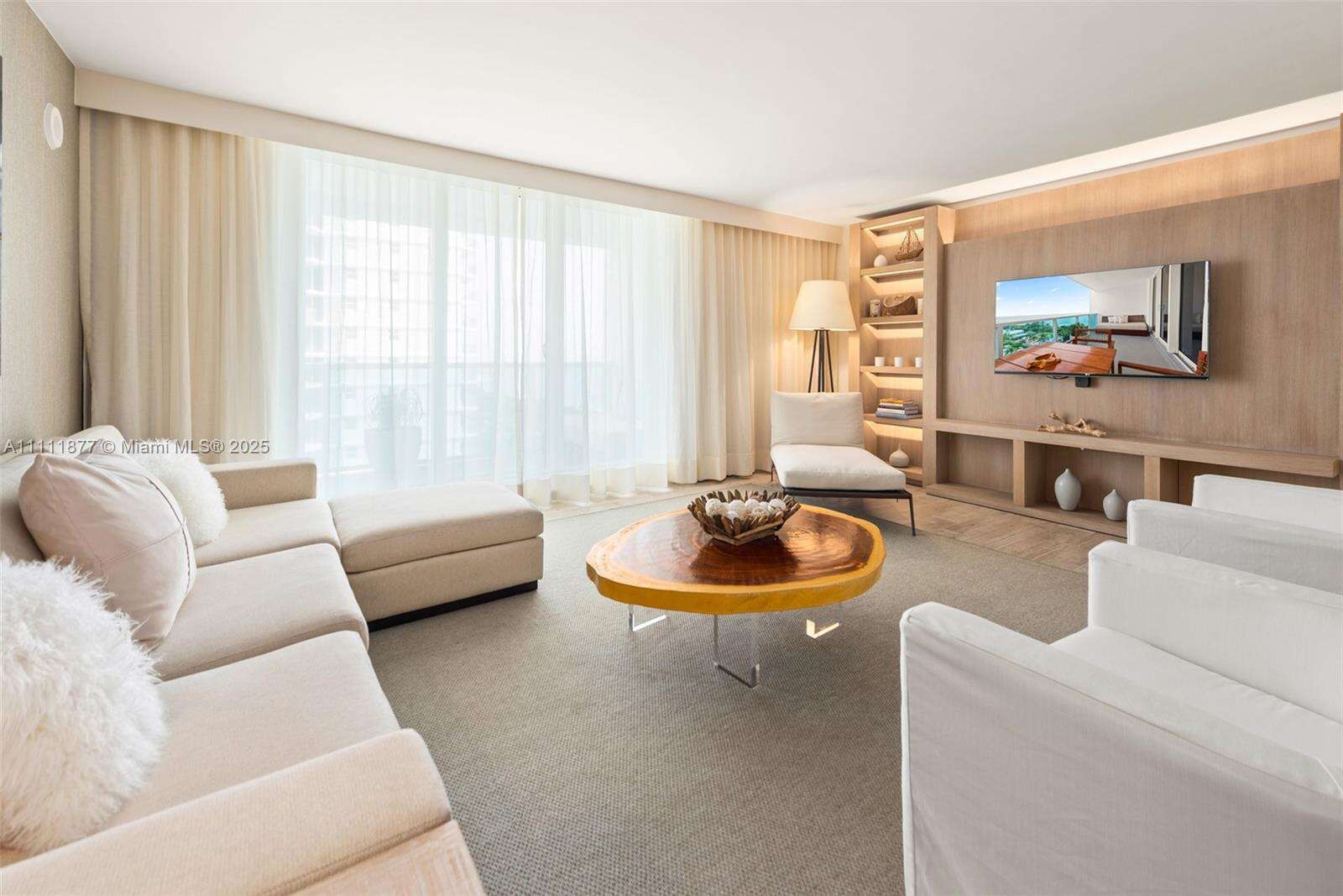 1 Hotel & Homes Unit #915 | Picture 13