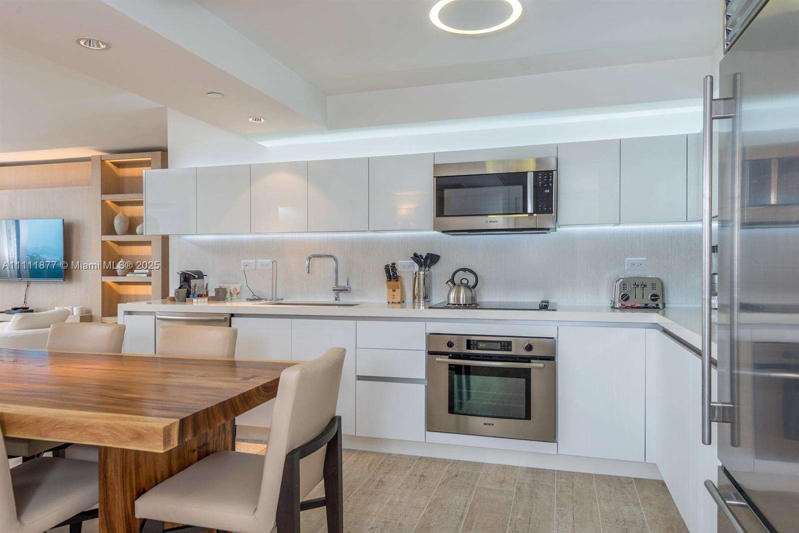 1 Hotel & Homes Unit #915 | Picture 16