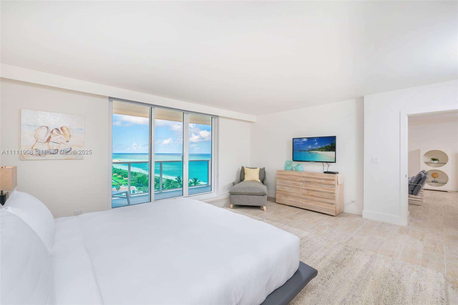1 Hotel & Homes Unit #1019 | Picture 14