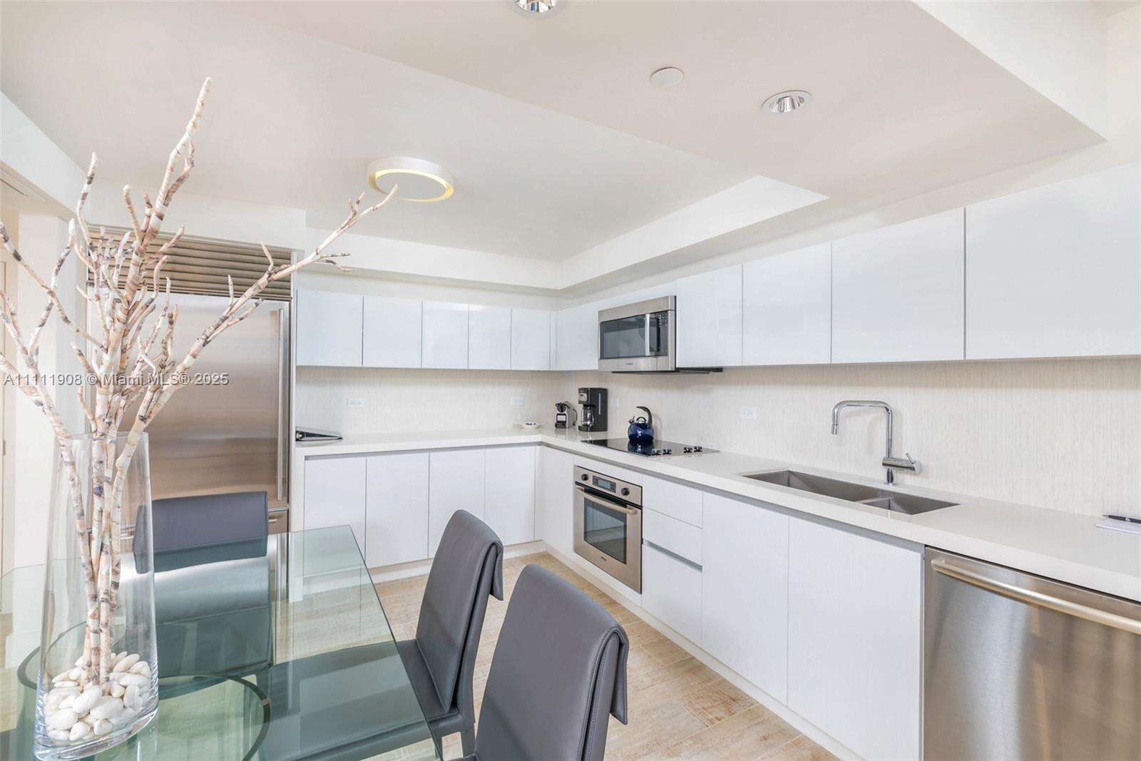 1 Hotel & Homes Unit #1019 | Picture 18