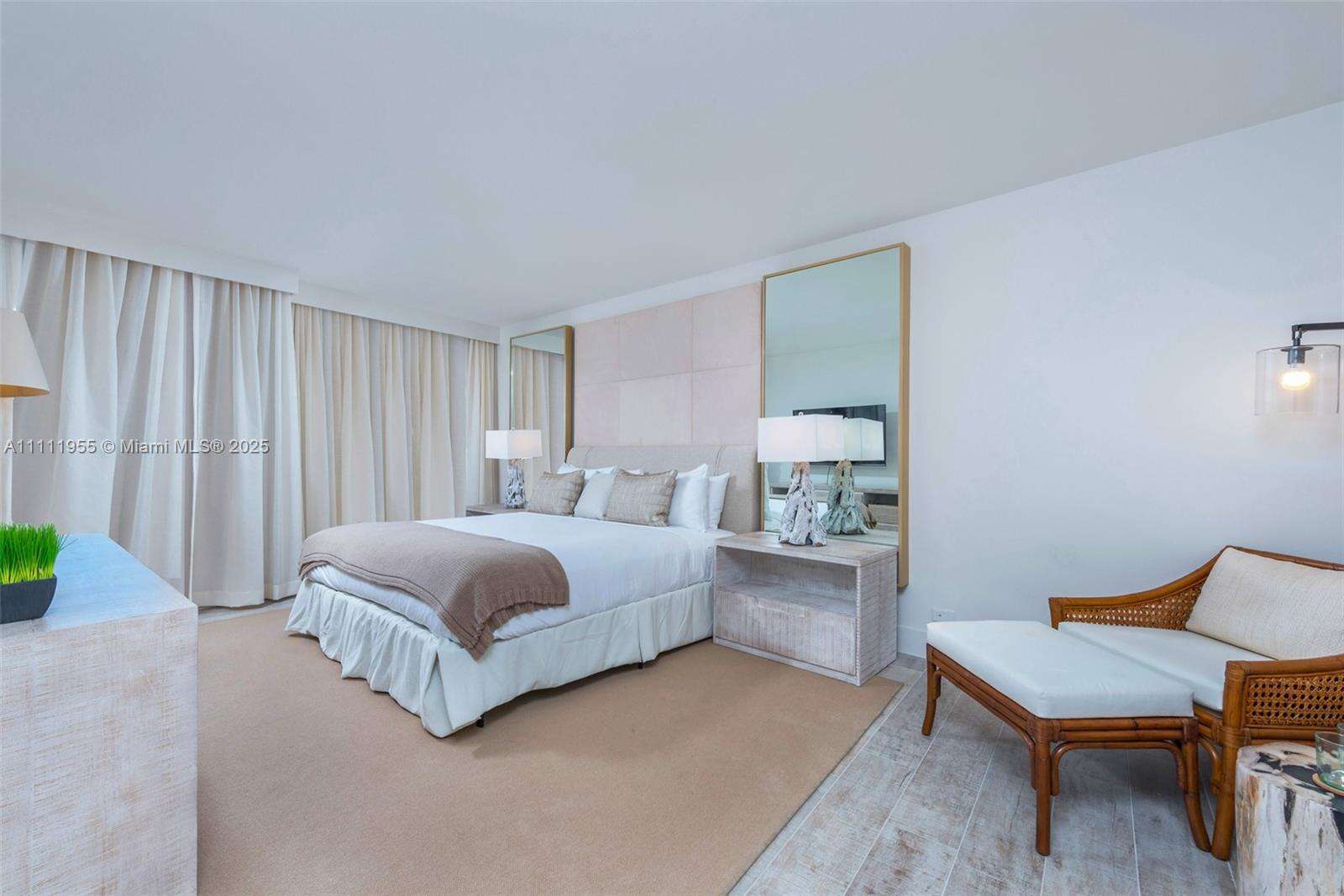 1 Hotel & Homes Unit #1144 | Picture 10