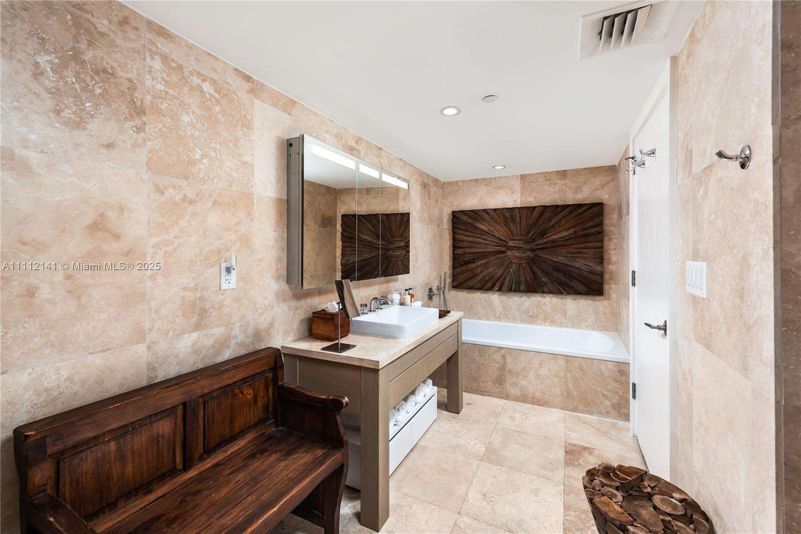 1 Hotel & Homes Unit #1208 | Picture 5