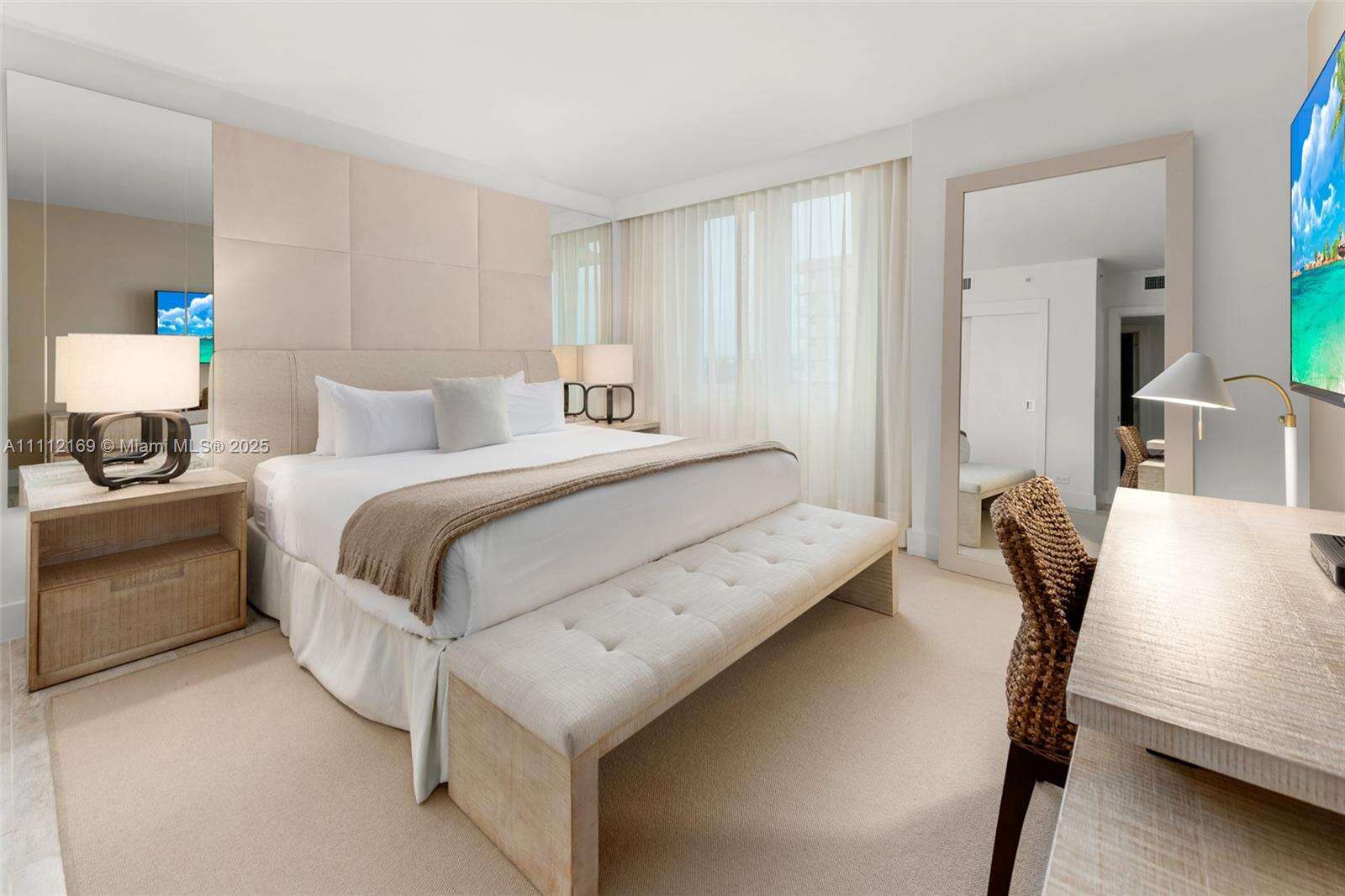 1 Hotel & Homes Unit #1211 | Picture 4
