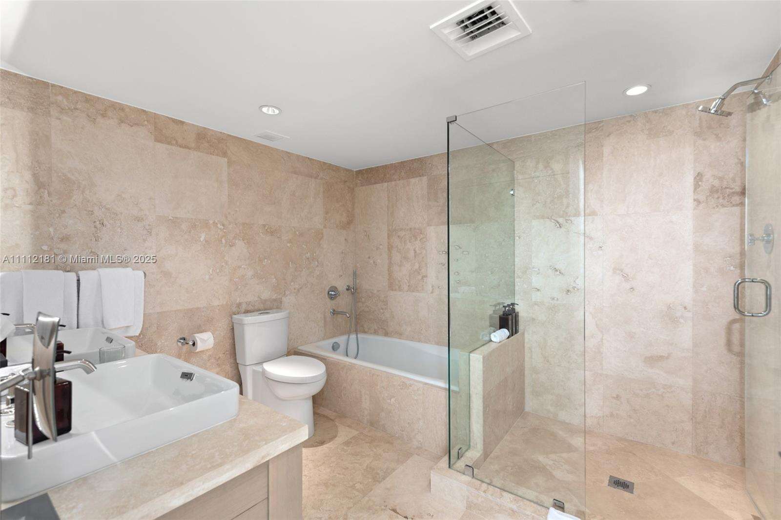 1 Hotel & Homes Unit #1219 | Picture 13