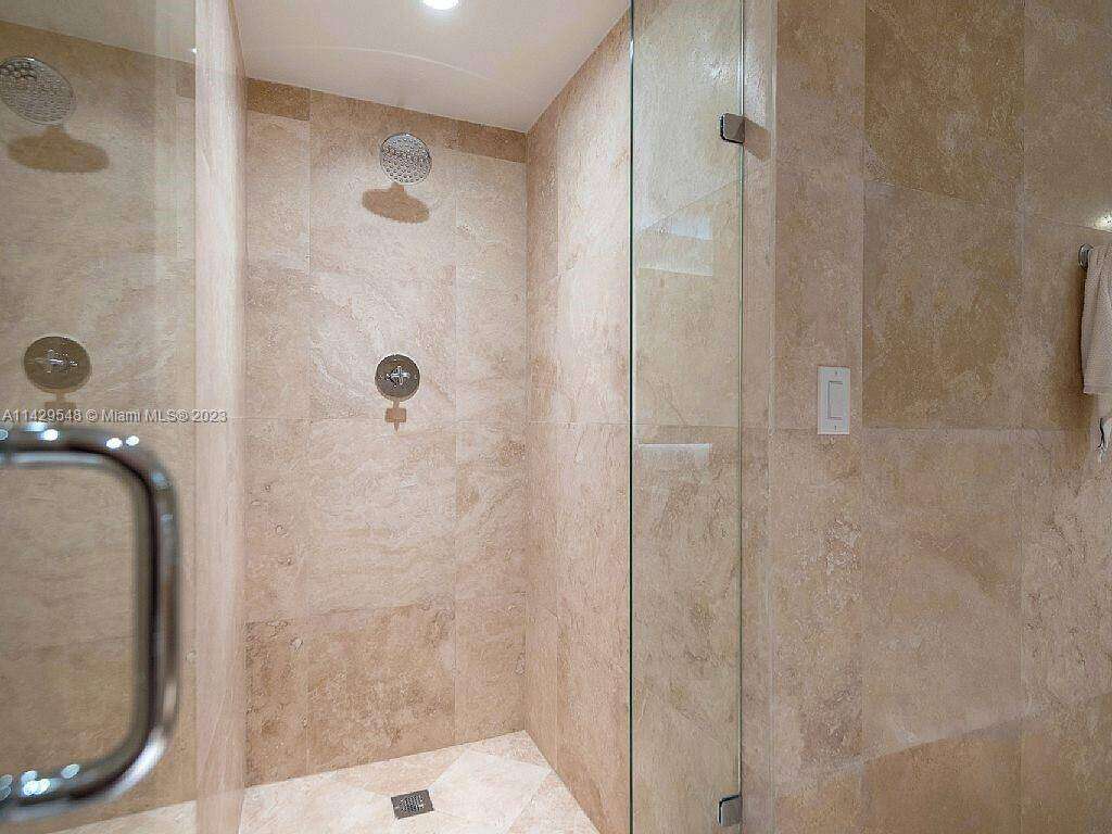 1 Hotel & Homes Unit #1006 | Picture 11