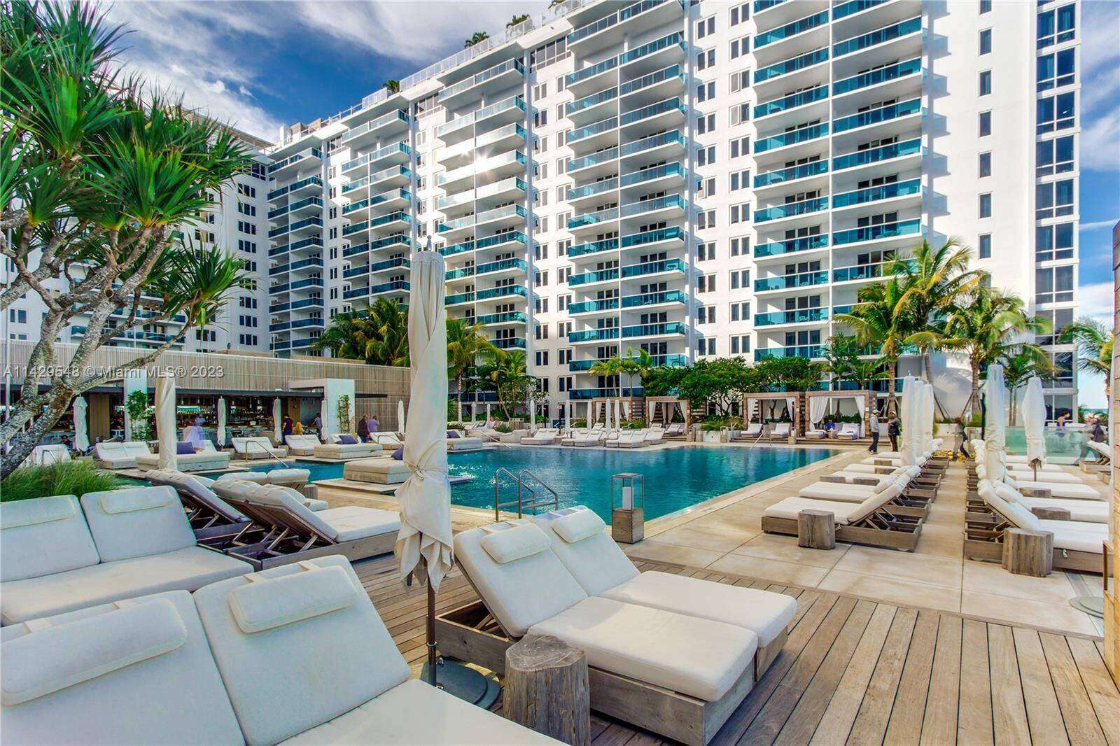 1 Hotel & Homes Unit #1006 | Picture 3