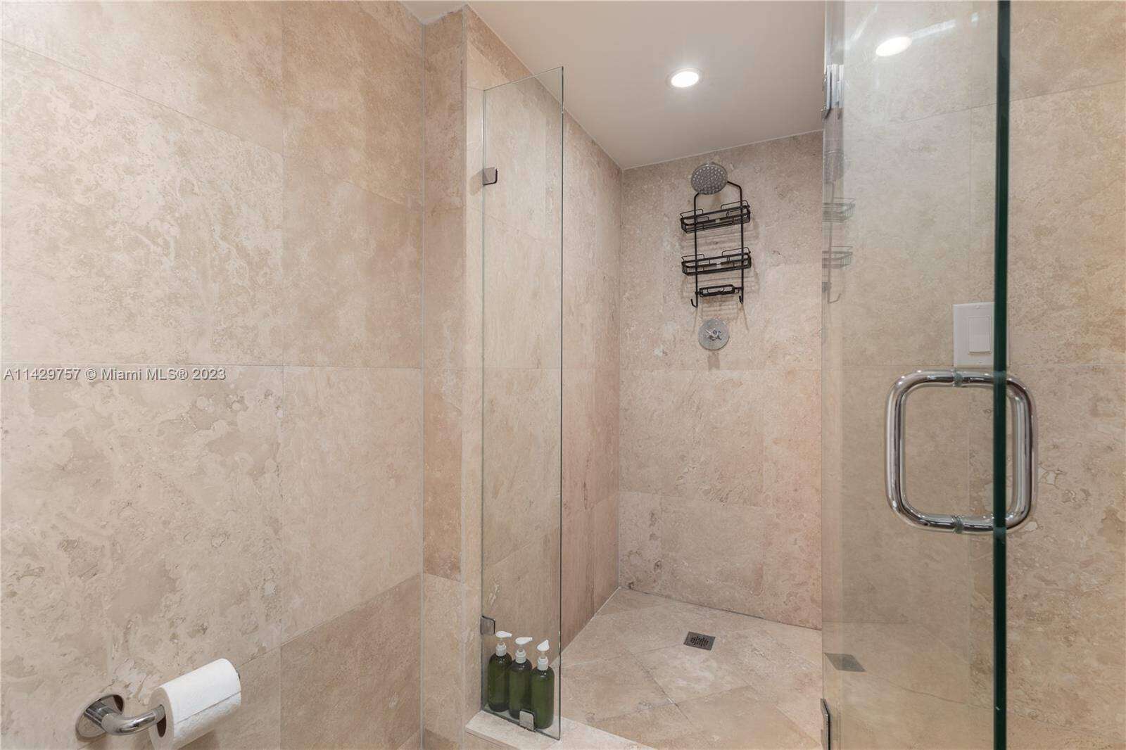 1 Hotel & Homes Unit #1013 | Picture 34