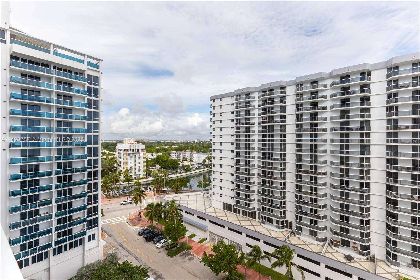 1 Hotel & Homes Unit #1013 | Picture 38