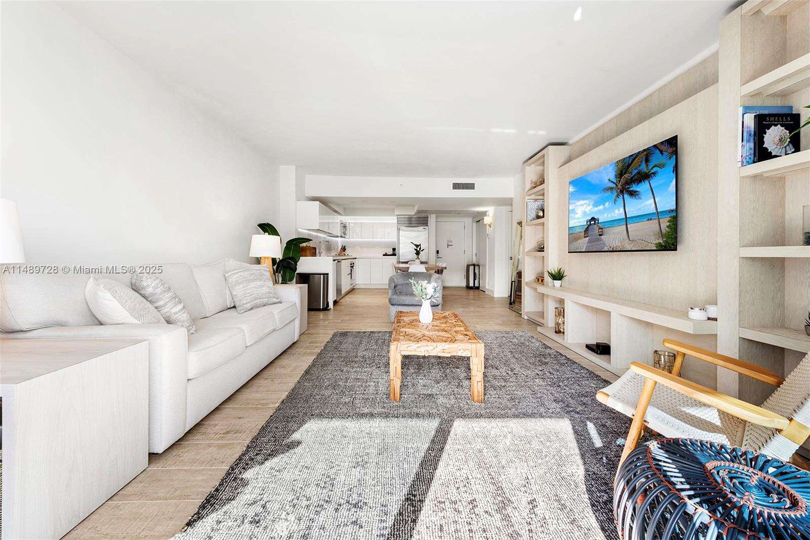 1 Hotel & Homes Unit #1412 | Picture 12