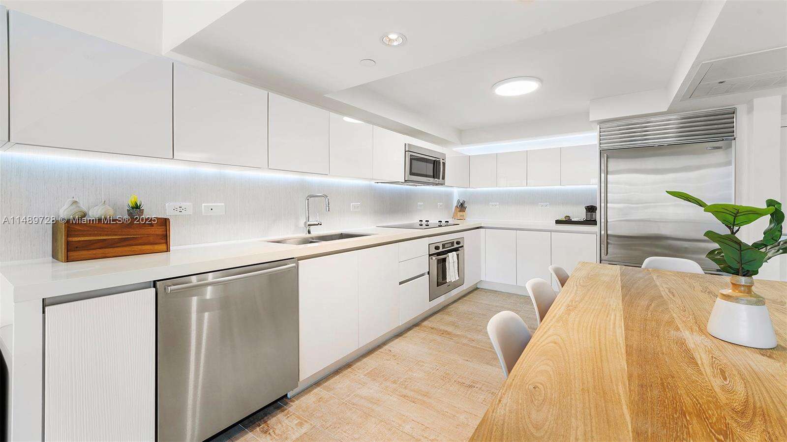 1 Hotel & Homes Unit #1412 | Picture 16