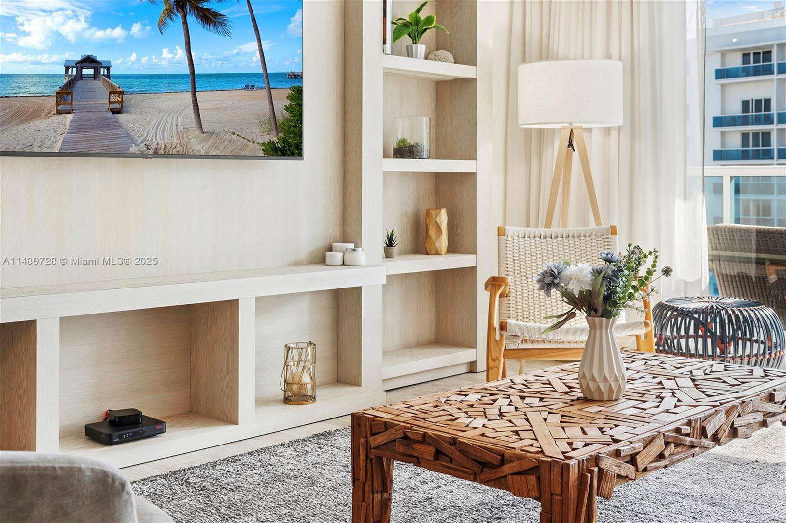 1 Hotel & Homes Unit #1412 | Picture 10