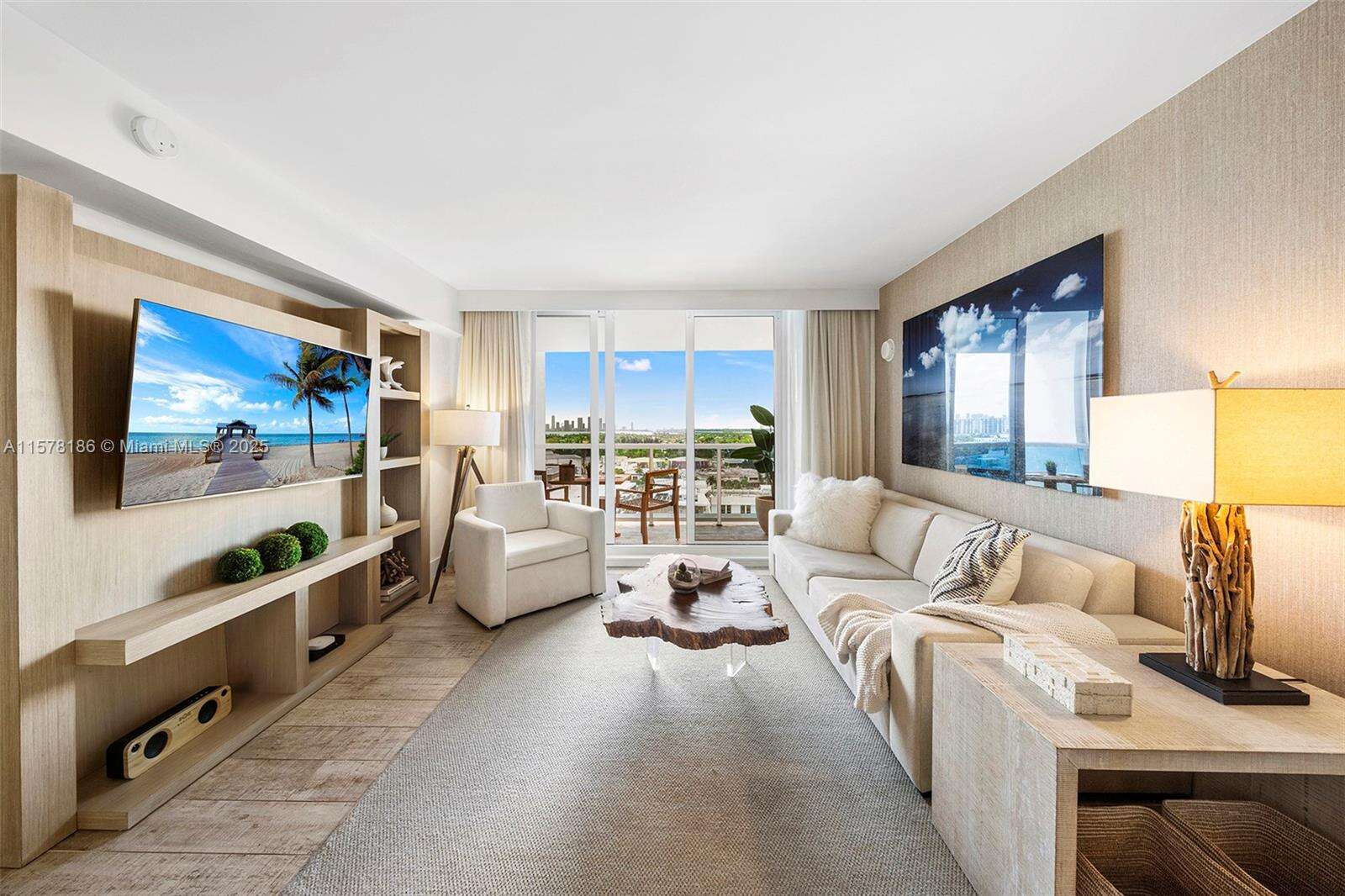 1 Hotel & Homes Unit #1545 | Picture 2