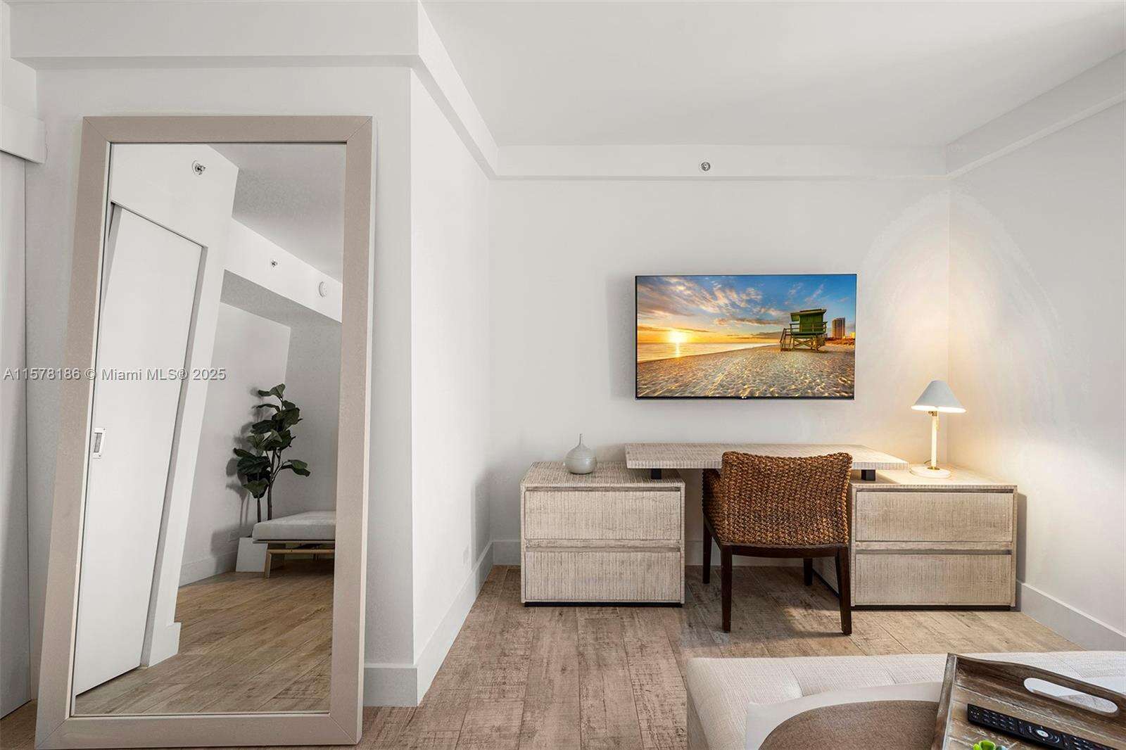 1 Hotel & Homes Unit #1545 | Picture 20