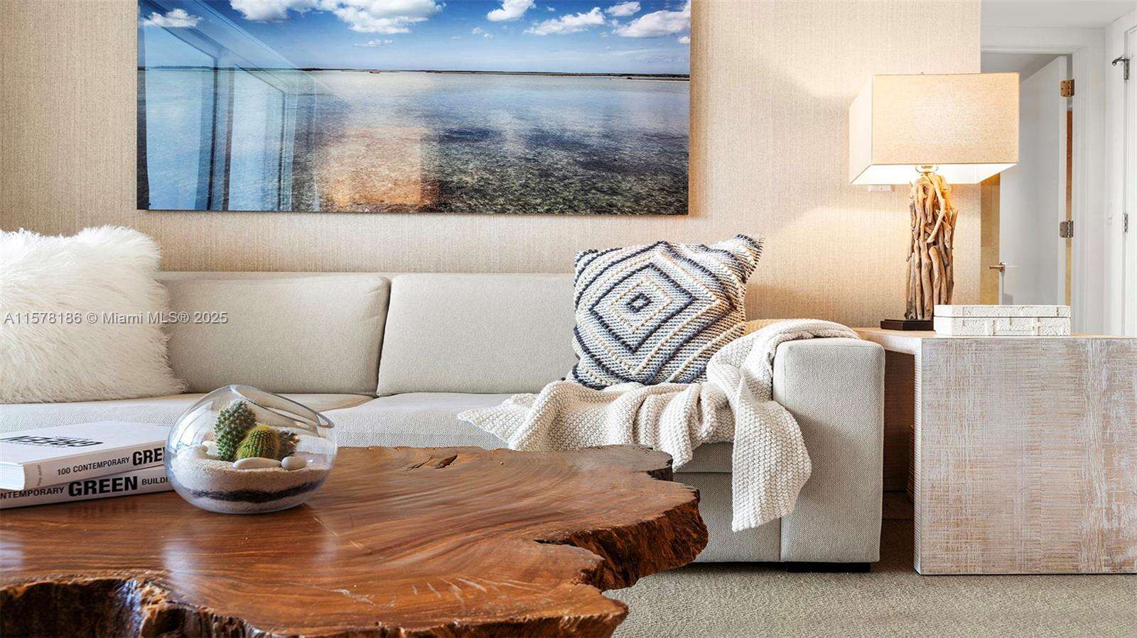 1 Hotel & Homes Unit #1545 | Picture 9