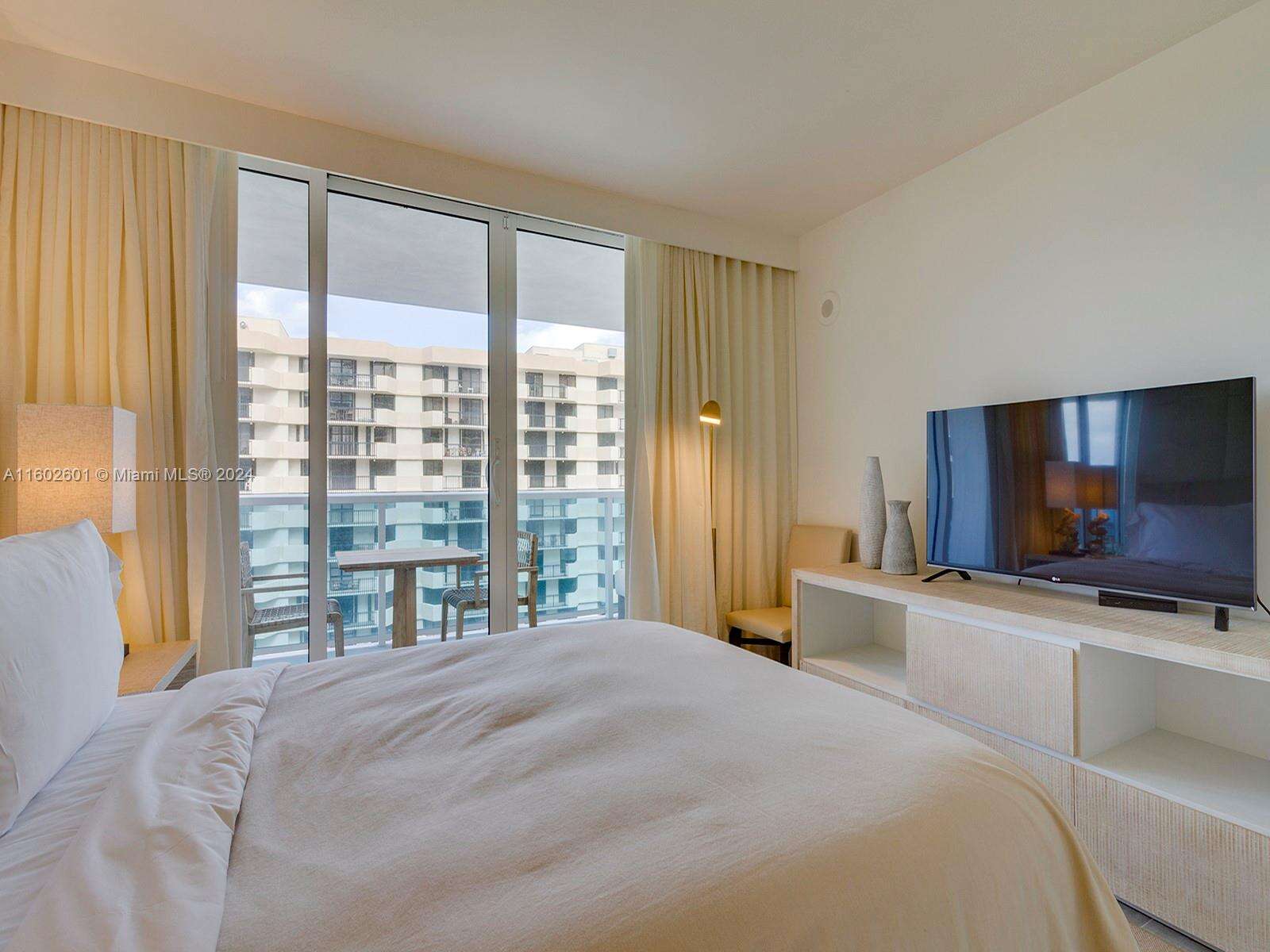 1 Hotel & Homes Unit #1207 | Picture 12