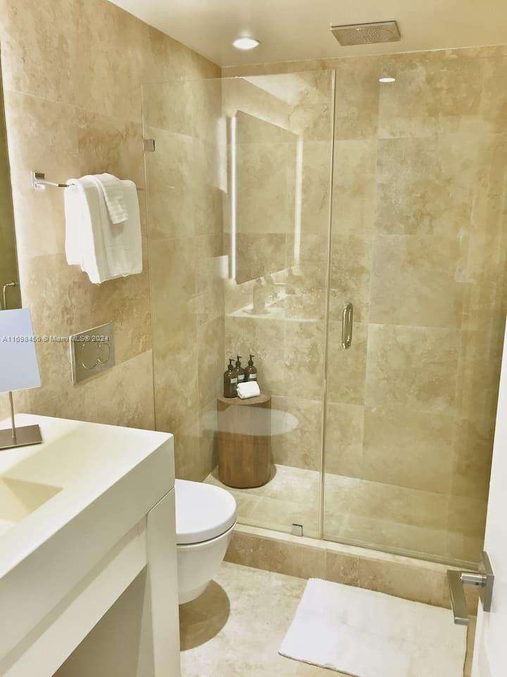 1 Hotel & Homes Unit #1421 | Picture 27