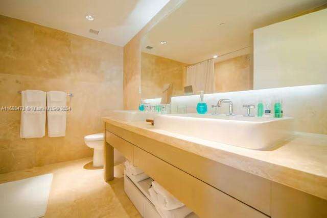 1 Hotel & Homes Unit #1021 | Picture 10