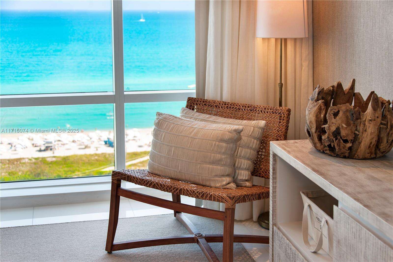 1 Hotel & Homes Unit #PH-1720 | Picture 14