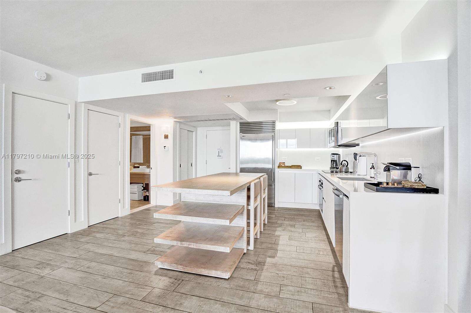 1 Hotel & Homes Unit #1121 | Picture 15