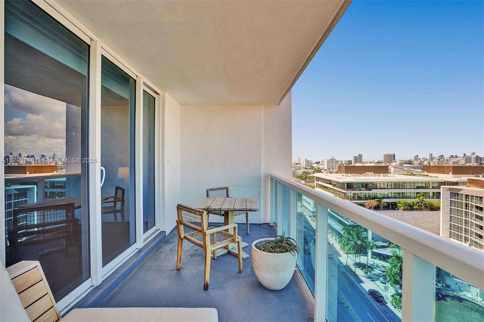 1 Hotel & Homes Unit #1121 | Picture 29