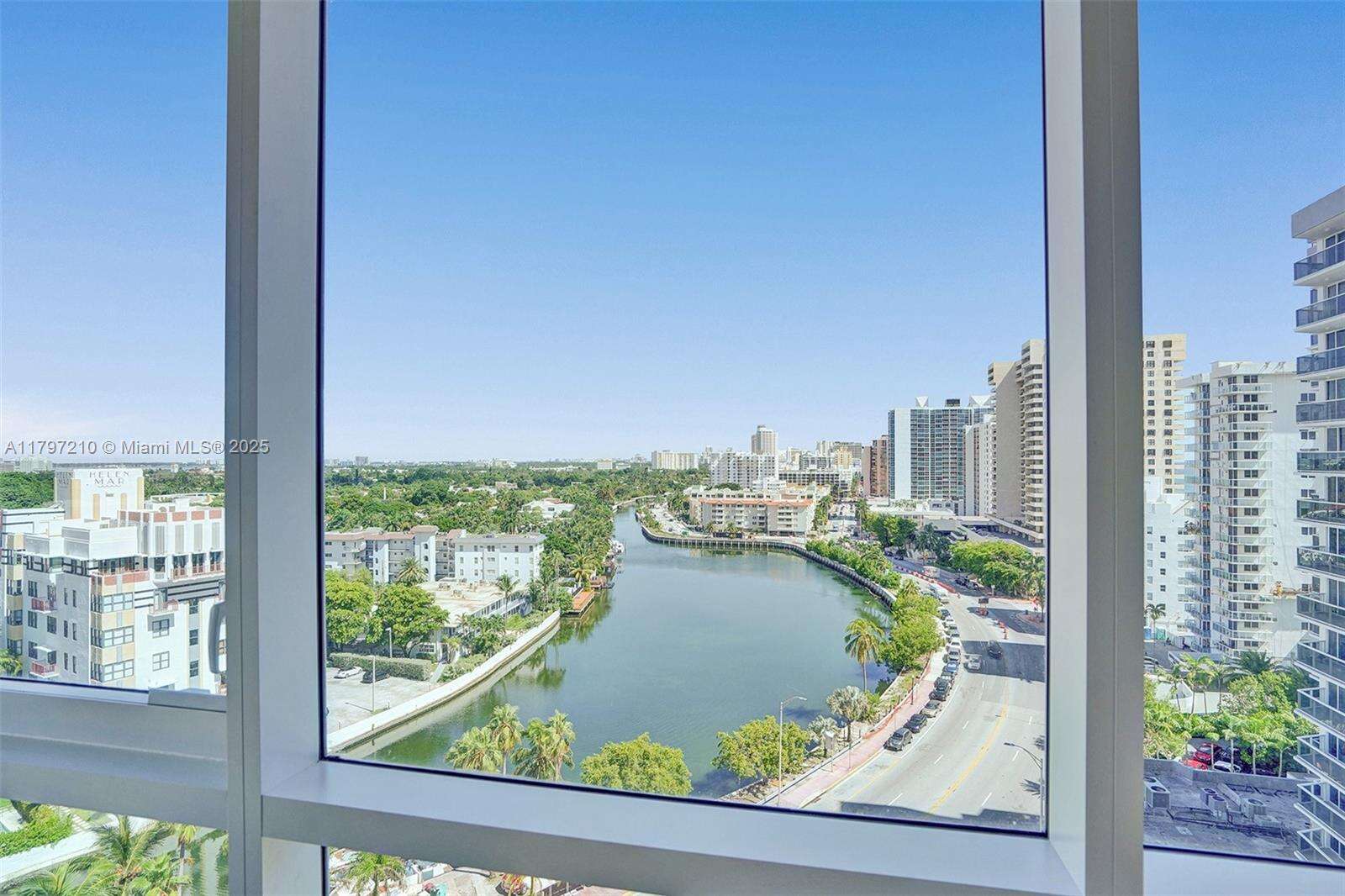 1 Hotel & Homes Unit #1121 | Picture 6