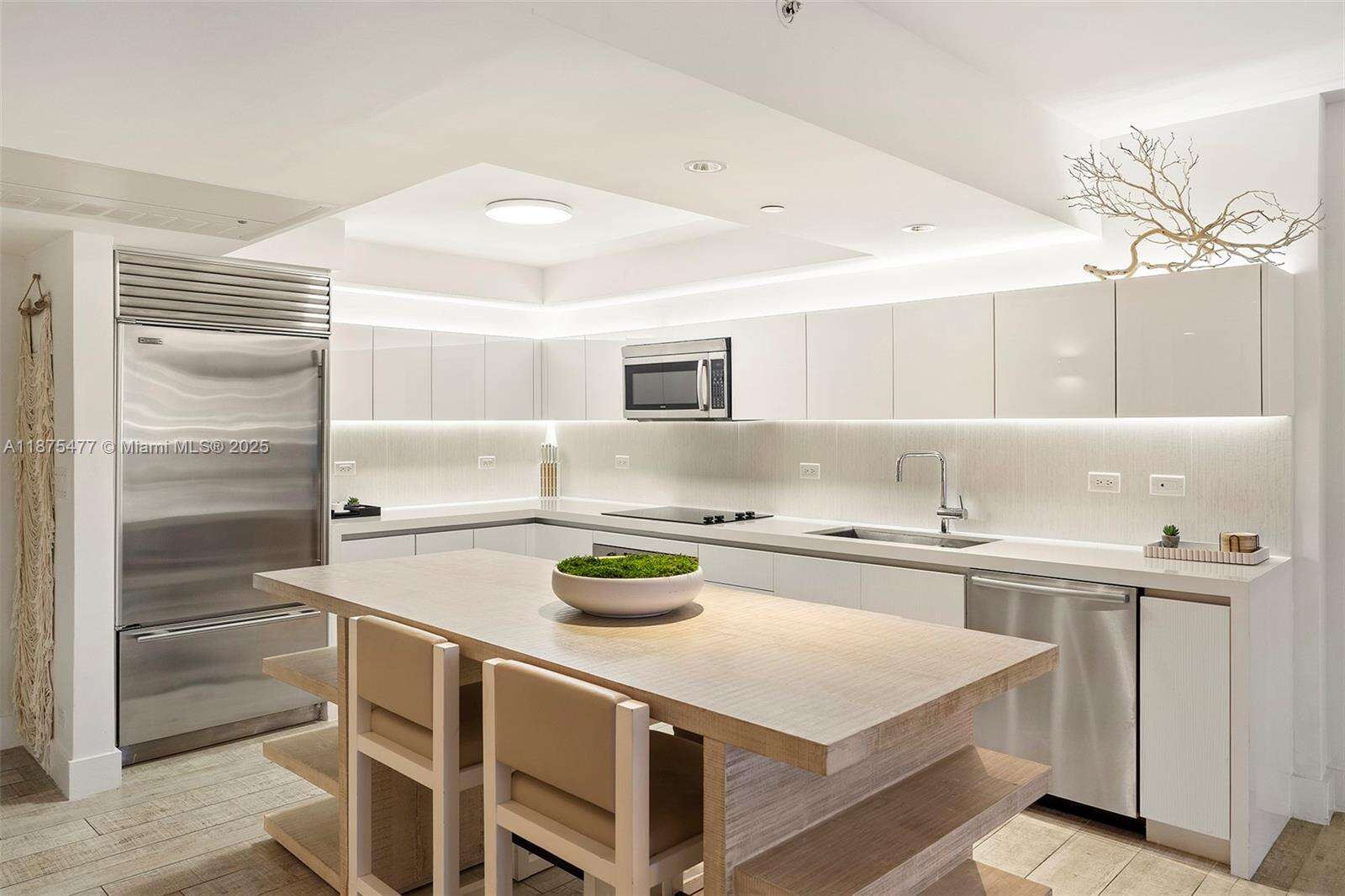 1 Hotel & Homes Unit #1202 | Picture 11