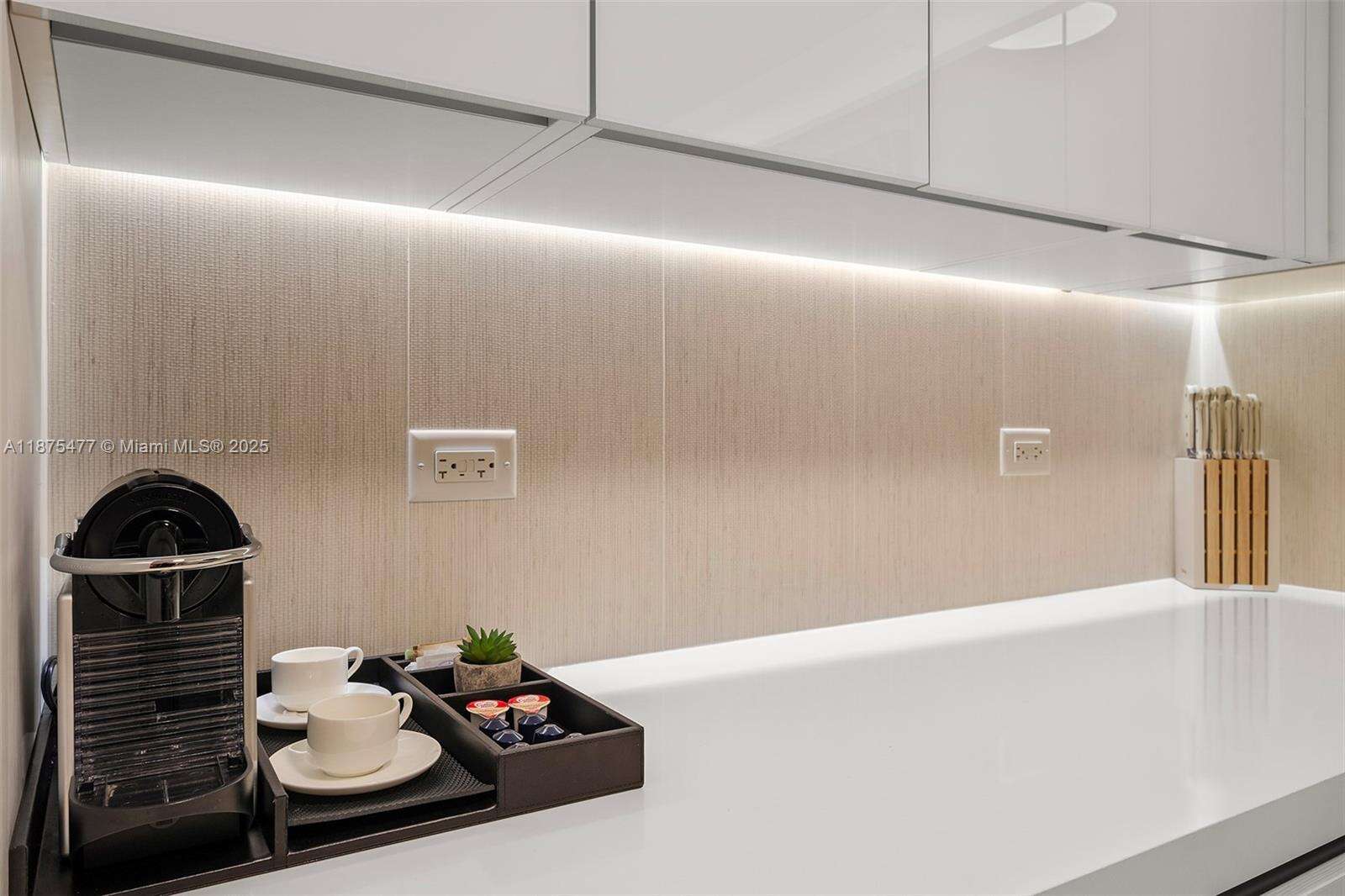 1 Hotel & Homes Unit #1202 | Picture 13