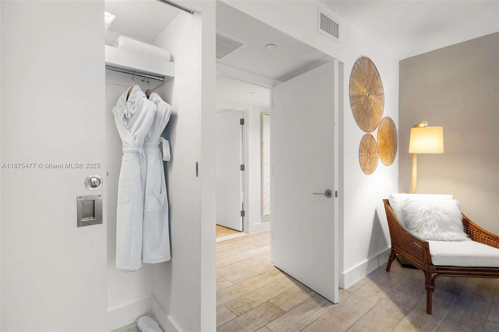 1 Hotel & Homes Unit #1202 | Picture 17