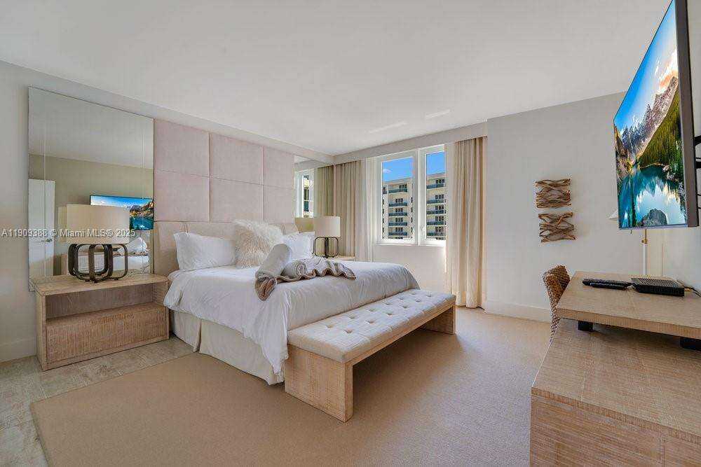 1 Hotel & Homes Unit #1204 | Picture 13