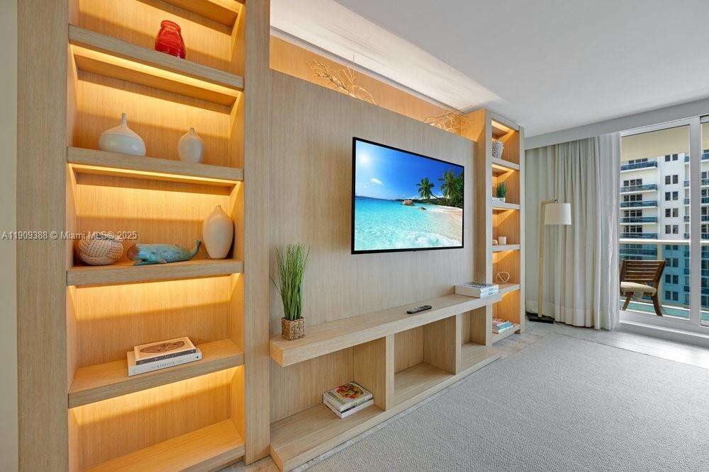 1 Hotel & Homes Unit #1204 | Picture 18