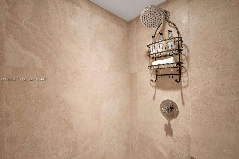 1 Hotel & Homes Unit #1204 | Picture 25