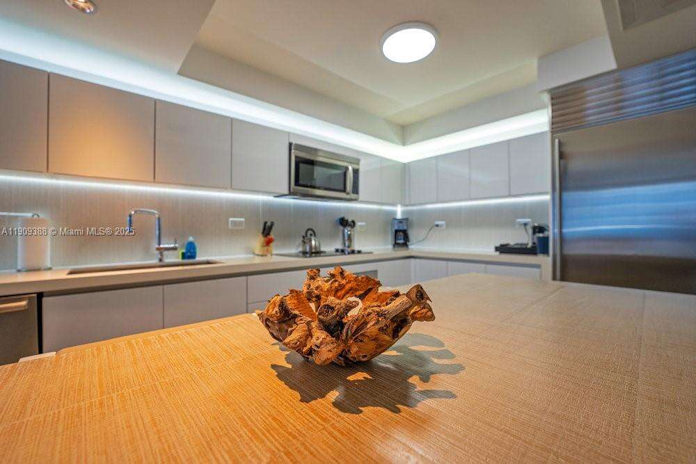 1 Hotel & Homes Unit #1204 | Picture 30