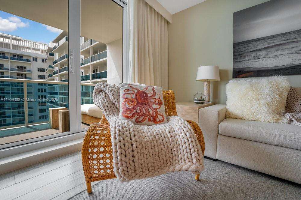 1 Hotel & Homes Unit #1204 | Picture 34