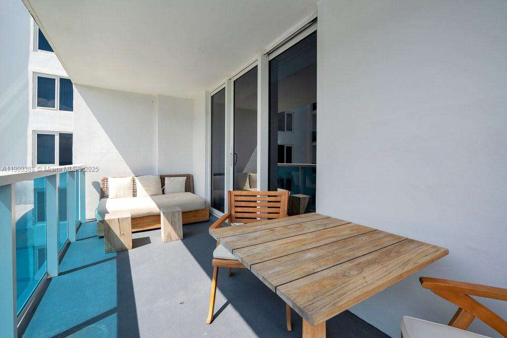 1 Hotel & Homes Unit #1204 | Picture 36