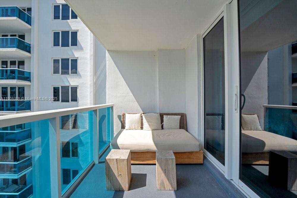 1 Hotel & Homes Unit #1204 | Picture 37