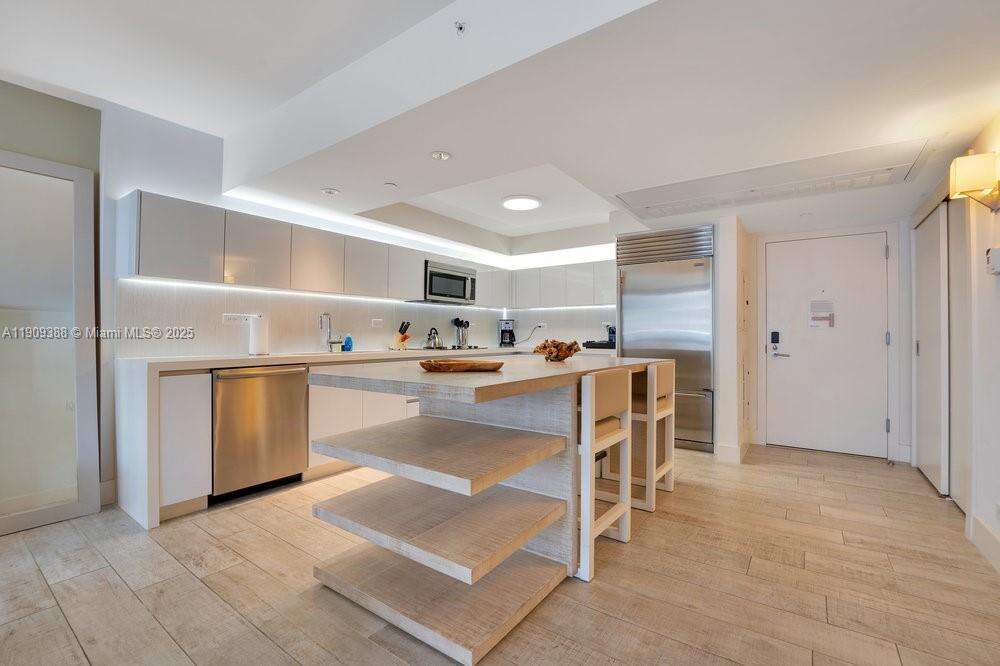 1 Hotel & Homes Unit #1204 | Picture 10