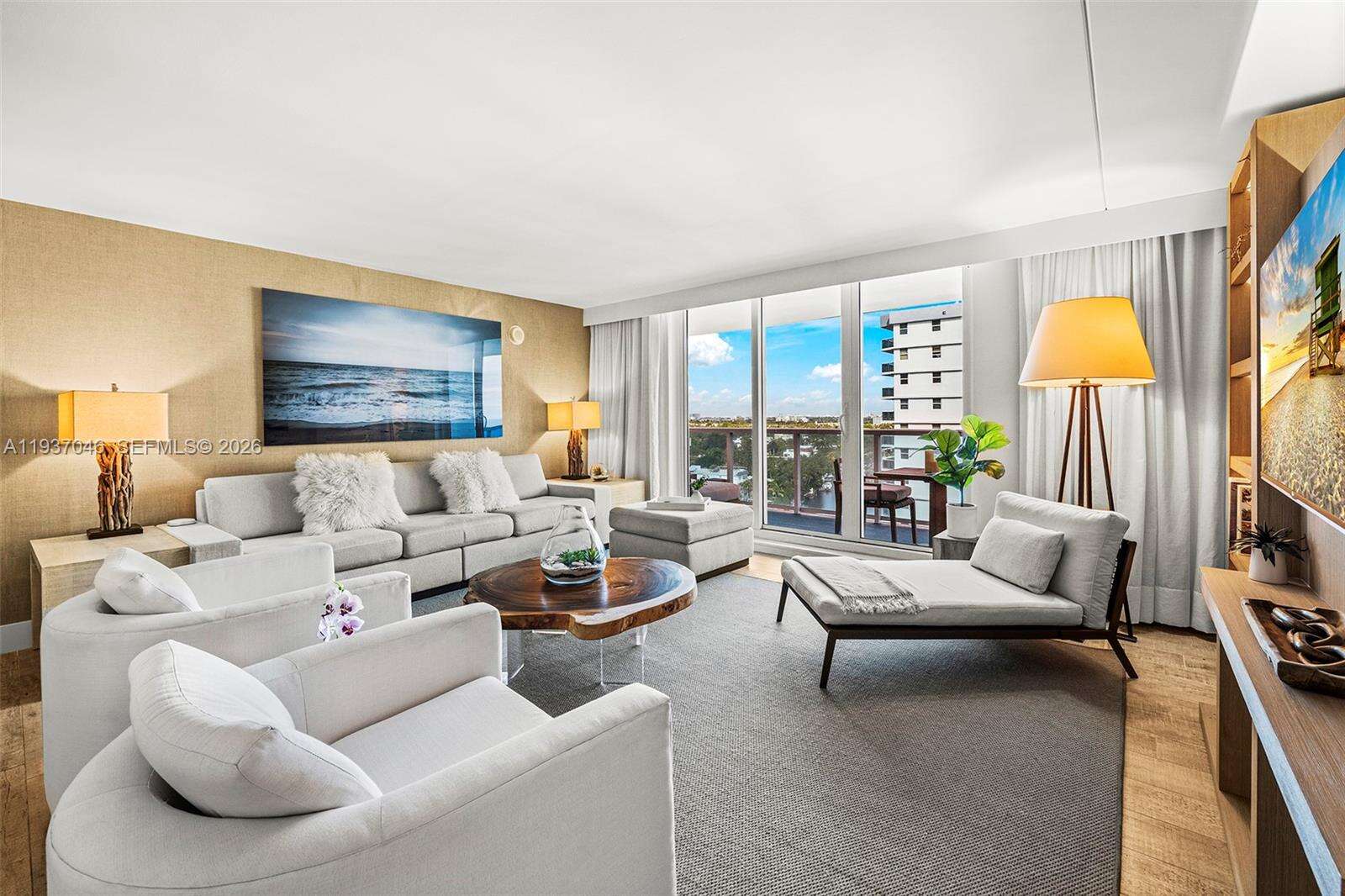 1 Hotel & Homes Unit #1207 | Picture 12