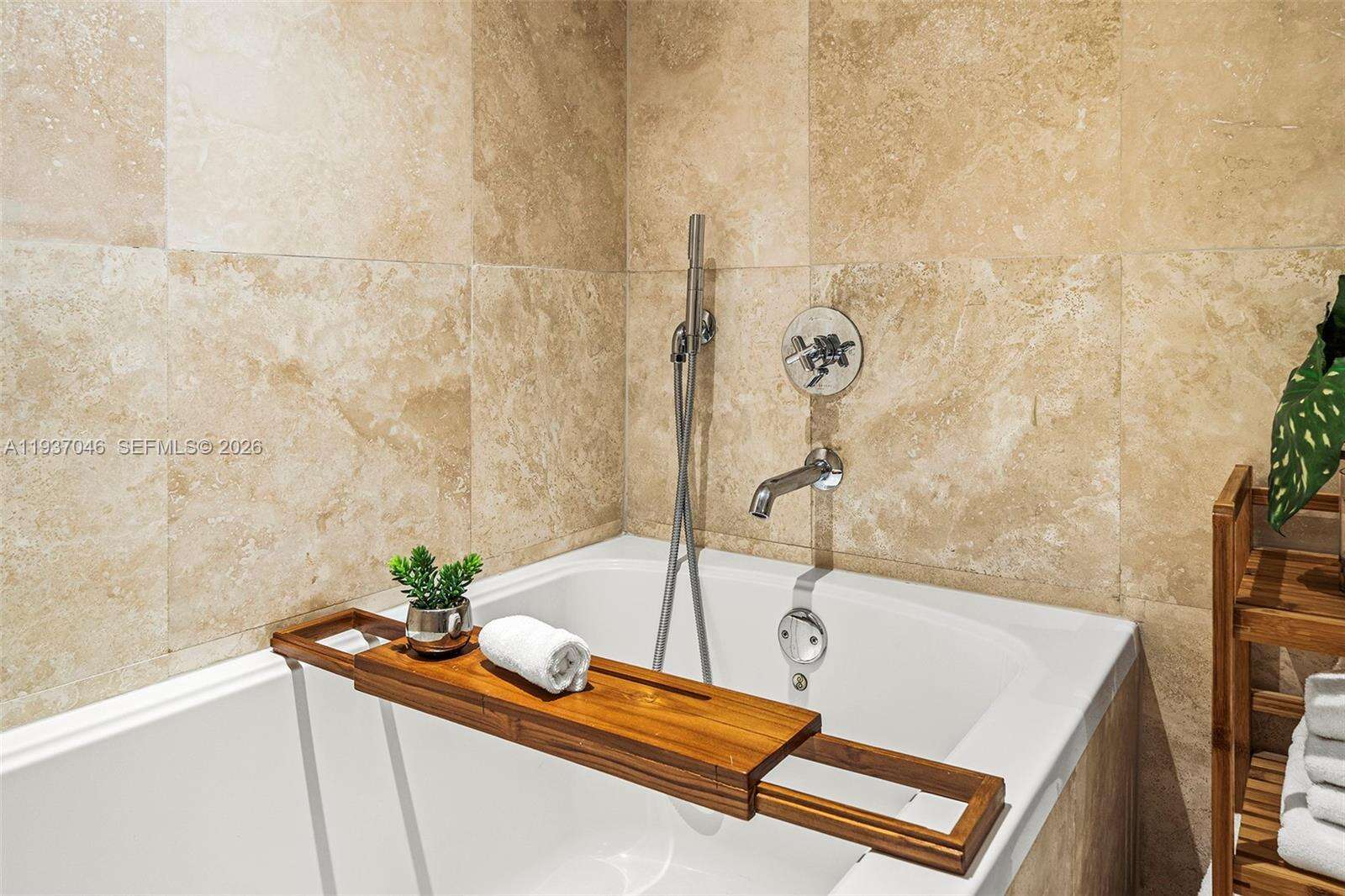 1 Hotel & Homes Unit #1207 | Picture 30