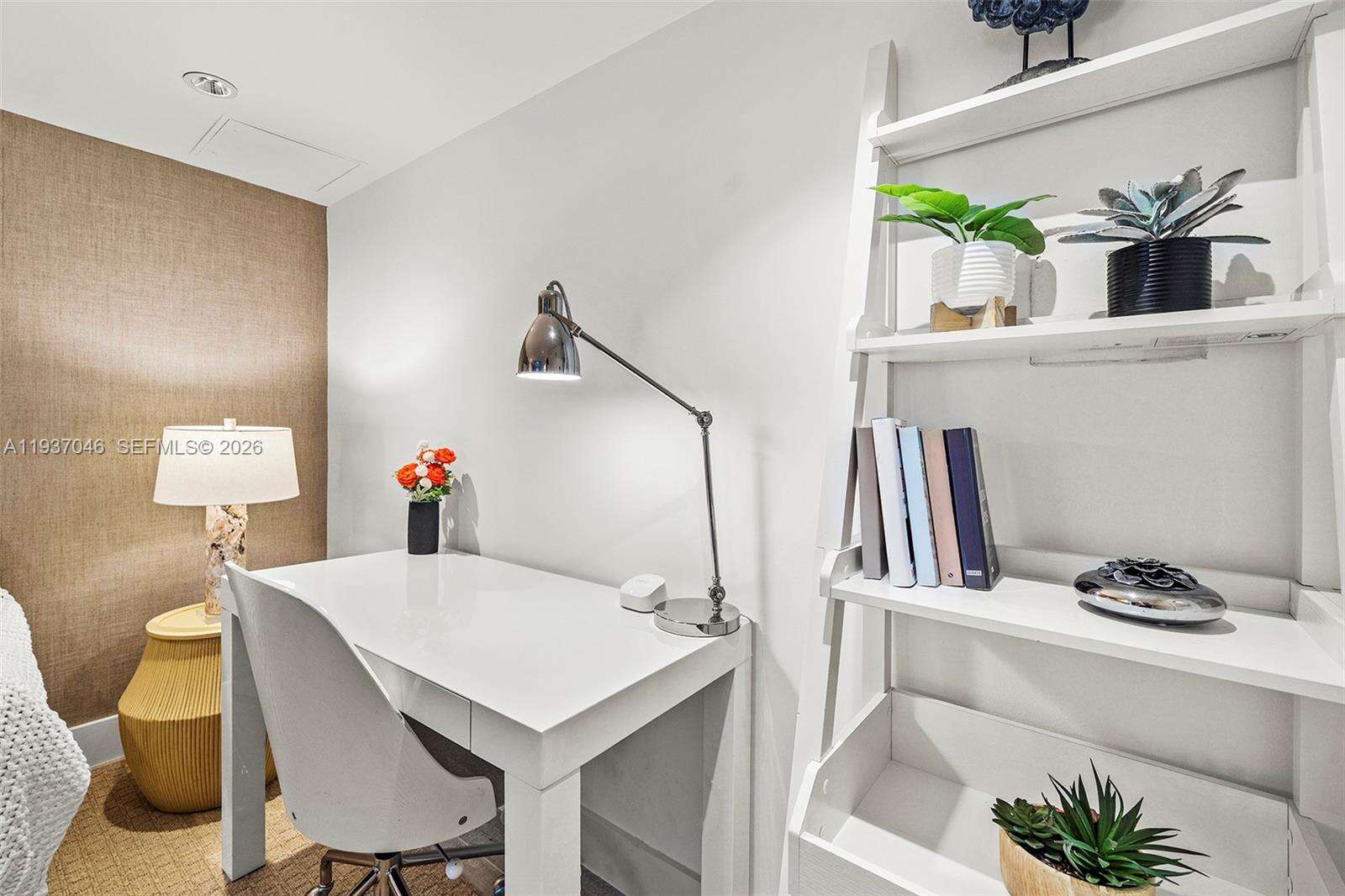 1 Hotel & Homes Unit #1207 | Picture 36