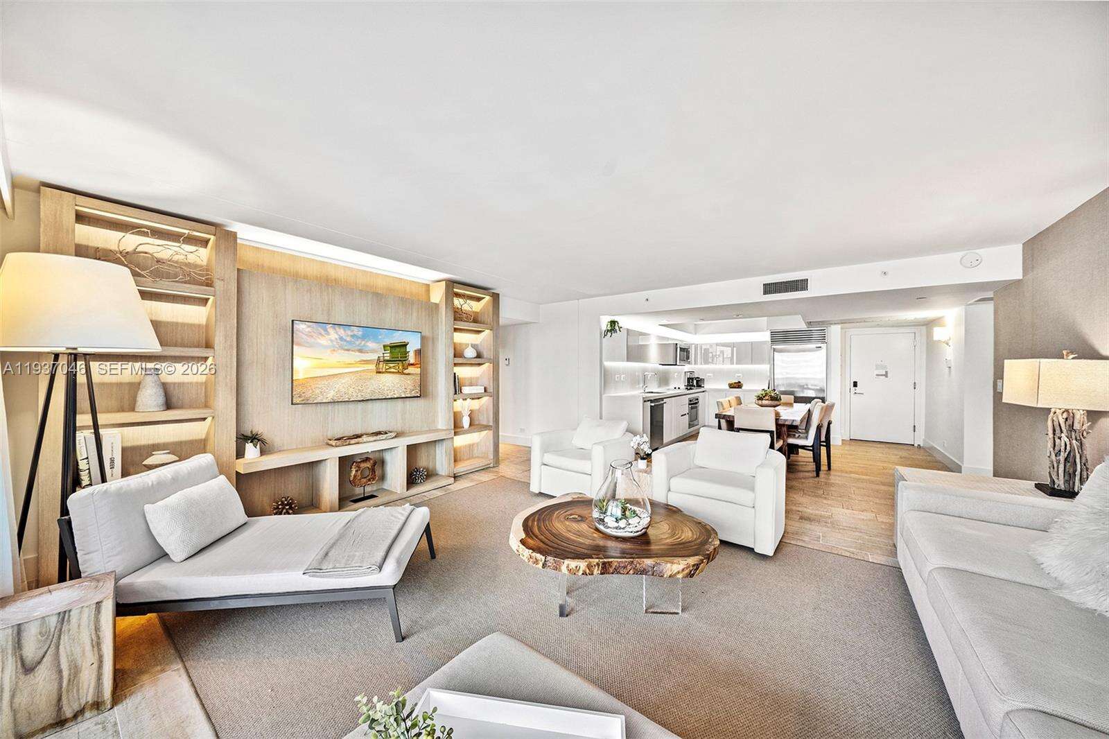 1 Hotel & Homes Unit #1207 | Picture 8