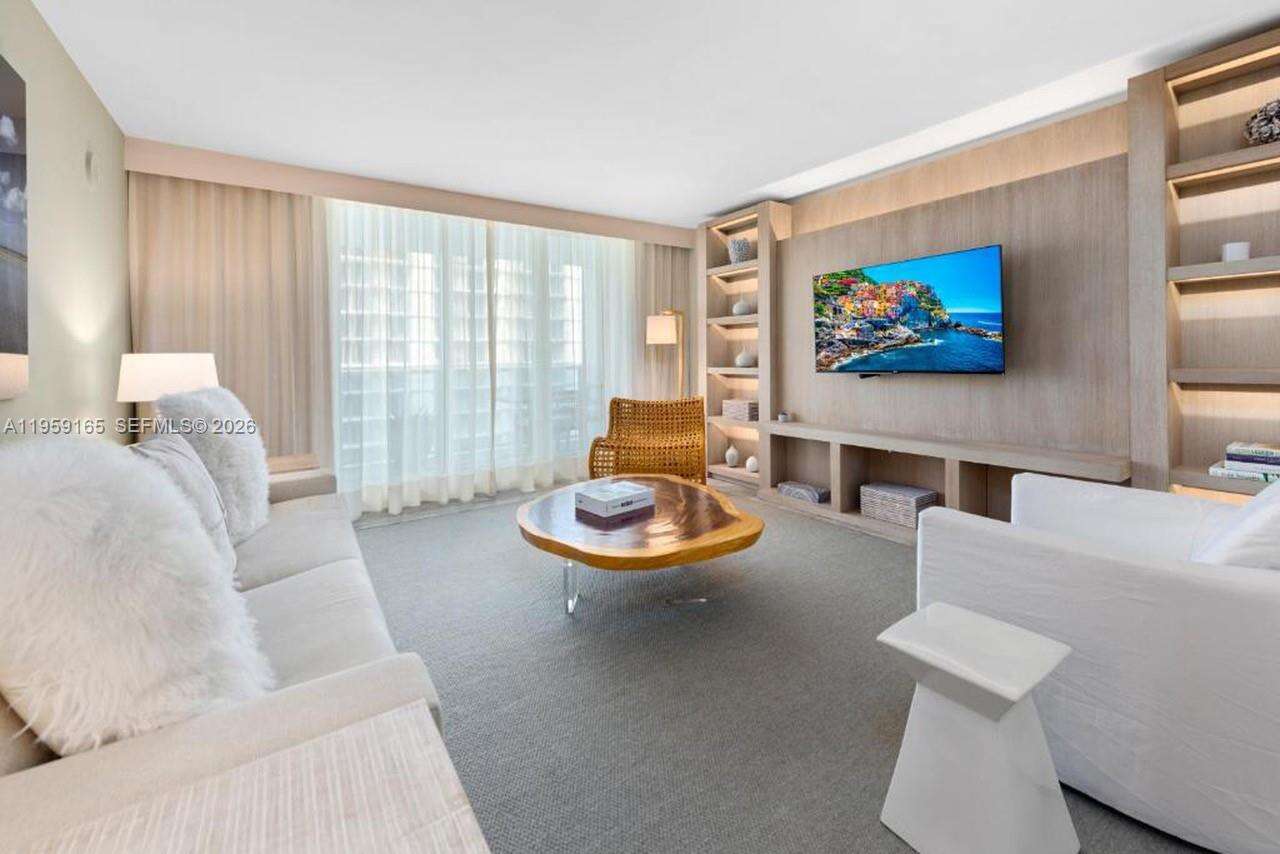 1 Hotel & Homes Unit #1007 | Picture 1