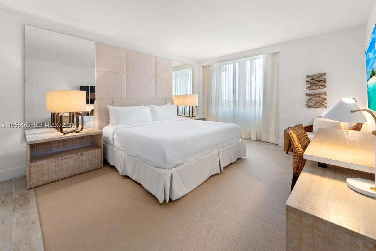 1 Hotel & Homes Unit #1007 | Picture 4