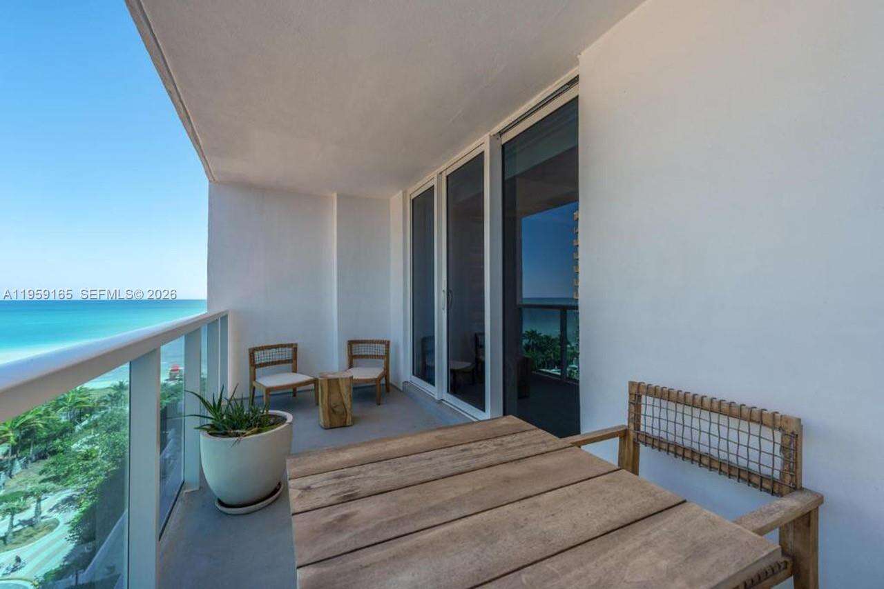 1 Hotel & Homes Unit #1007 | Picture 5