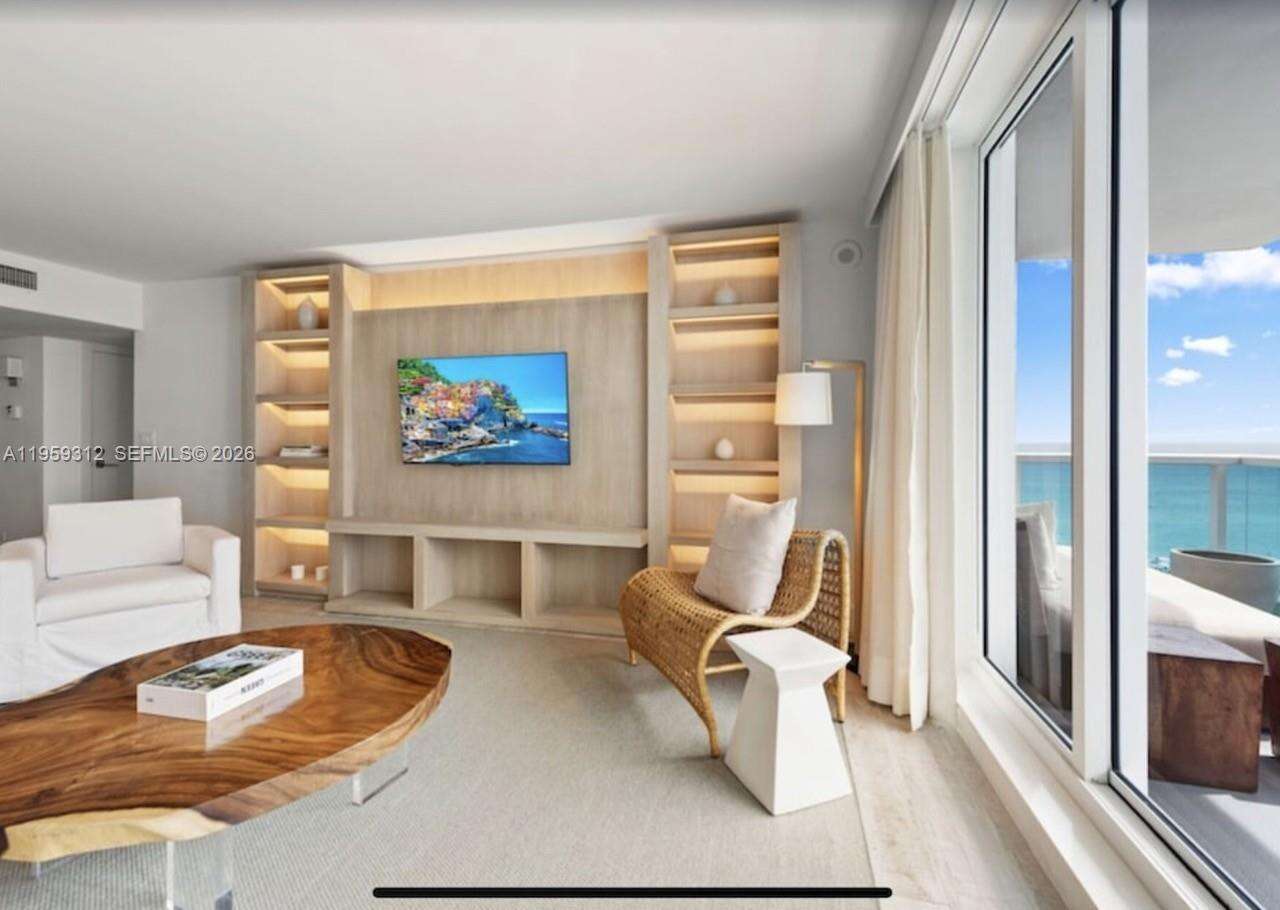 1 Hotel & Homes Unit #1206 | Picture 6