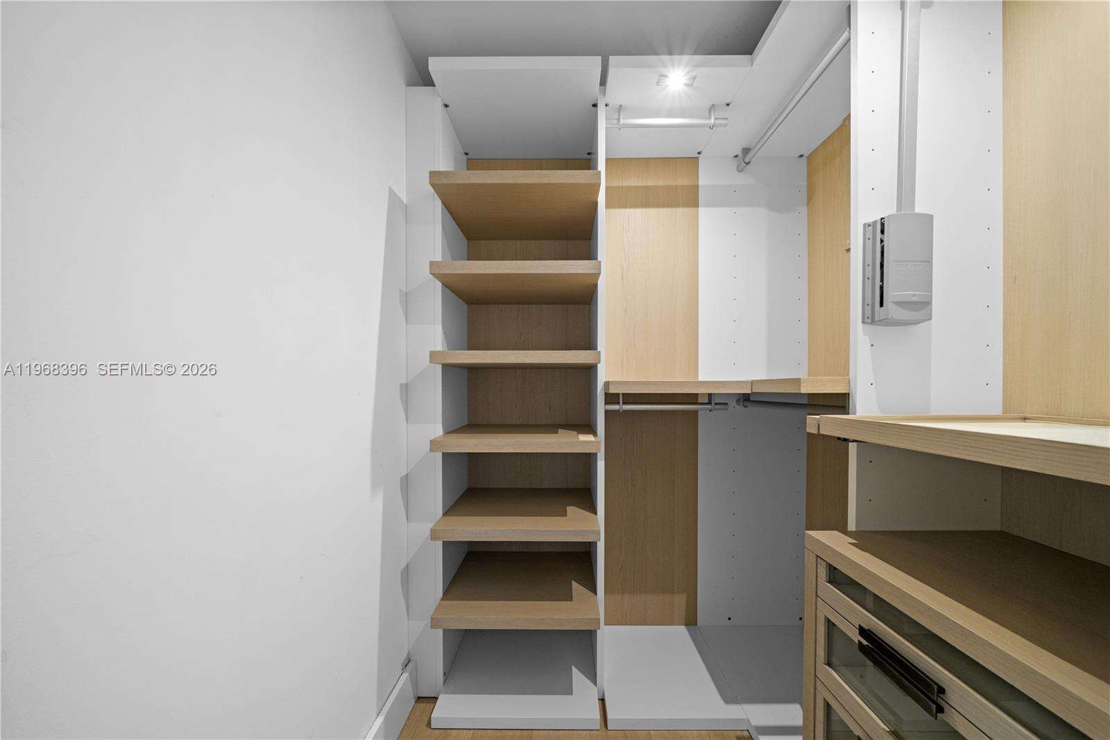 1 Hotel & Homes Unit #PH-1610 | Picture 54