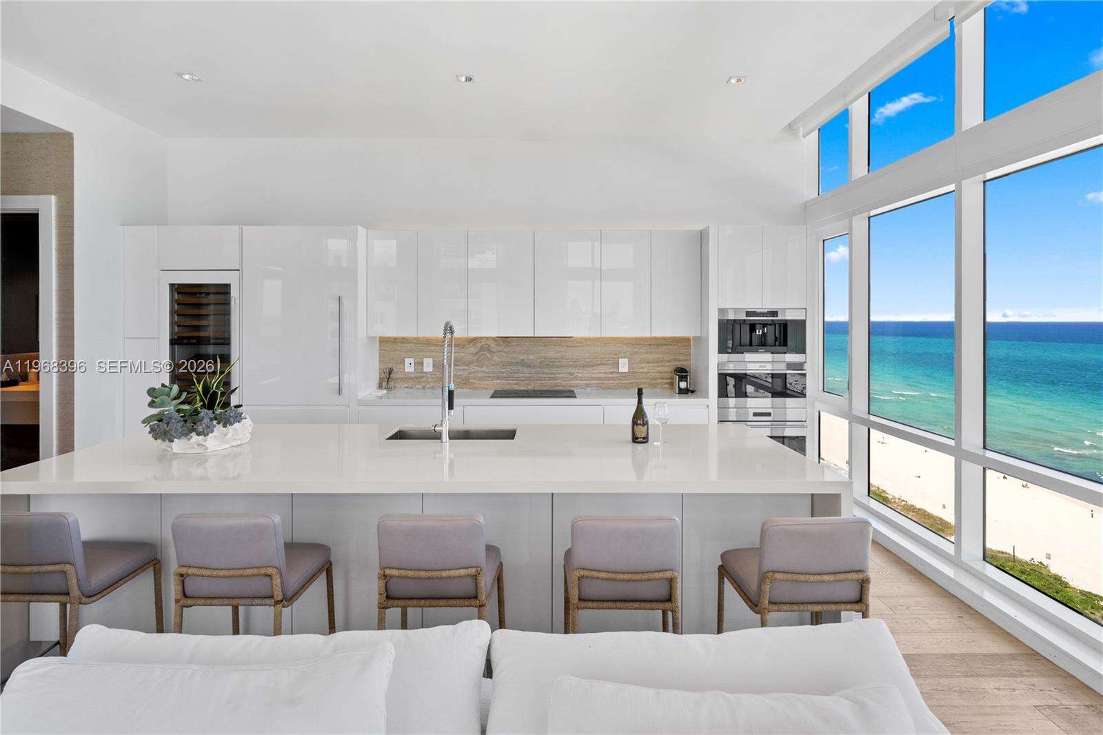 1 Hotel & Homes Unit #PH-1610 | Picture 9