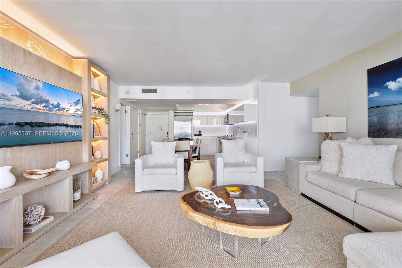 1 Hotel & Homes Unit #1413 | Picture 13