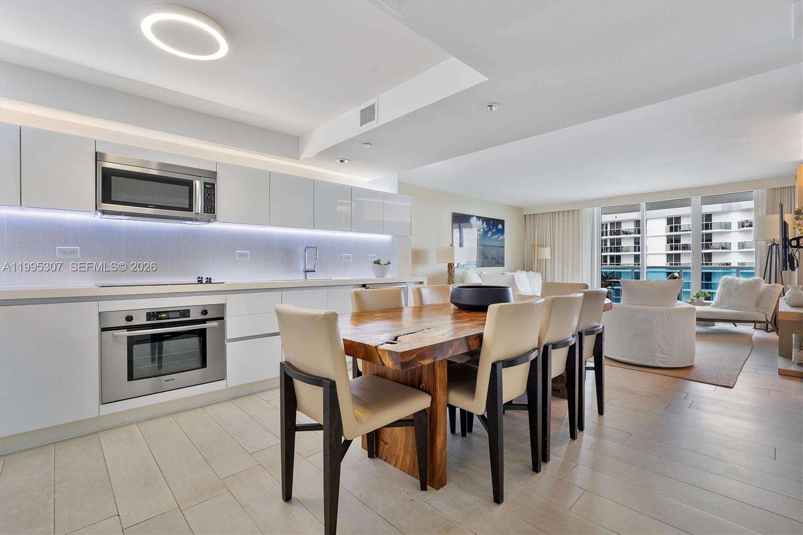 1 Hotel & Homes Unit #1413 | Picture 5