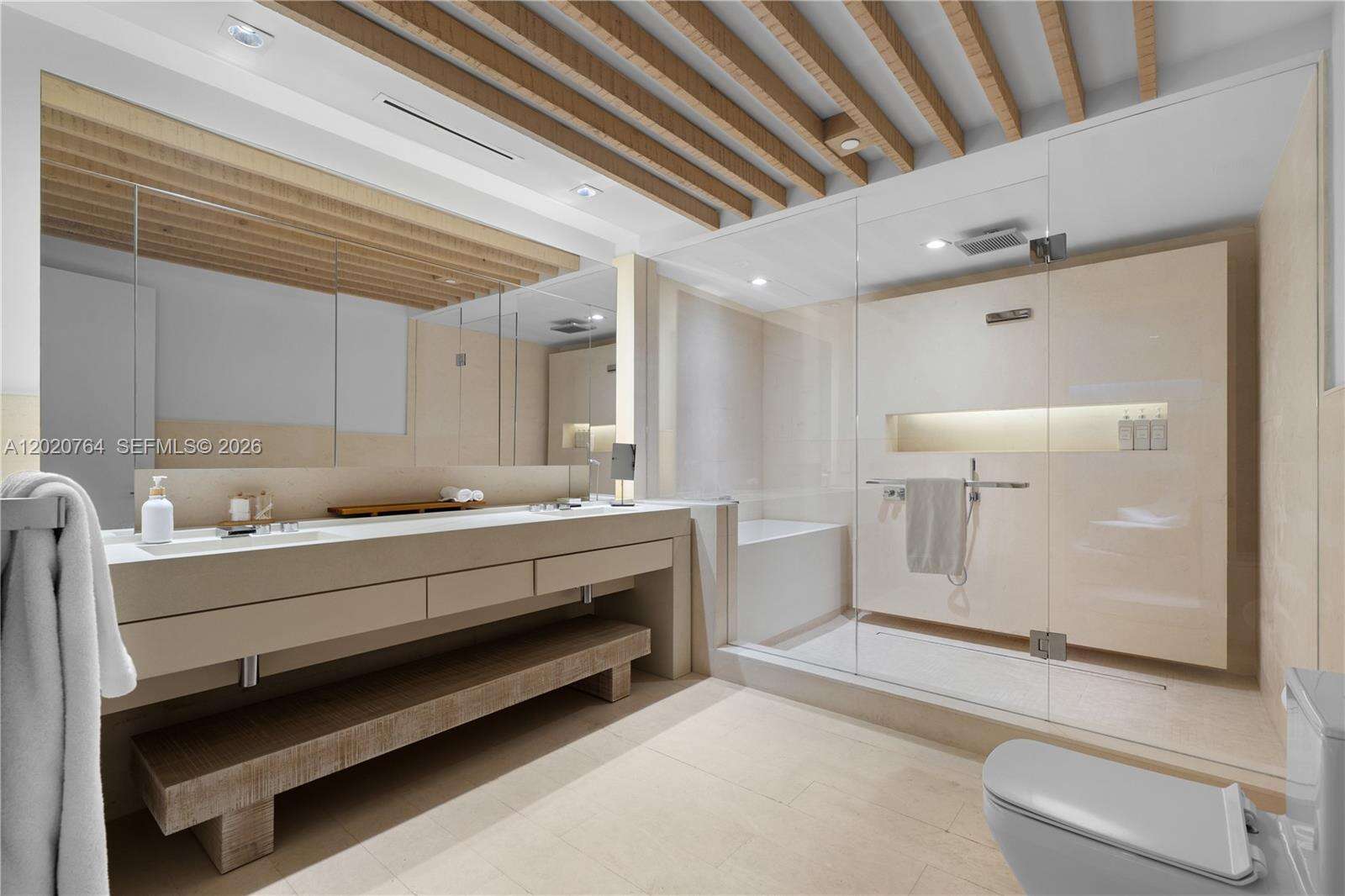 1 Hotel & Homes Unit #PH-1706 | Picture 13
