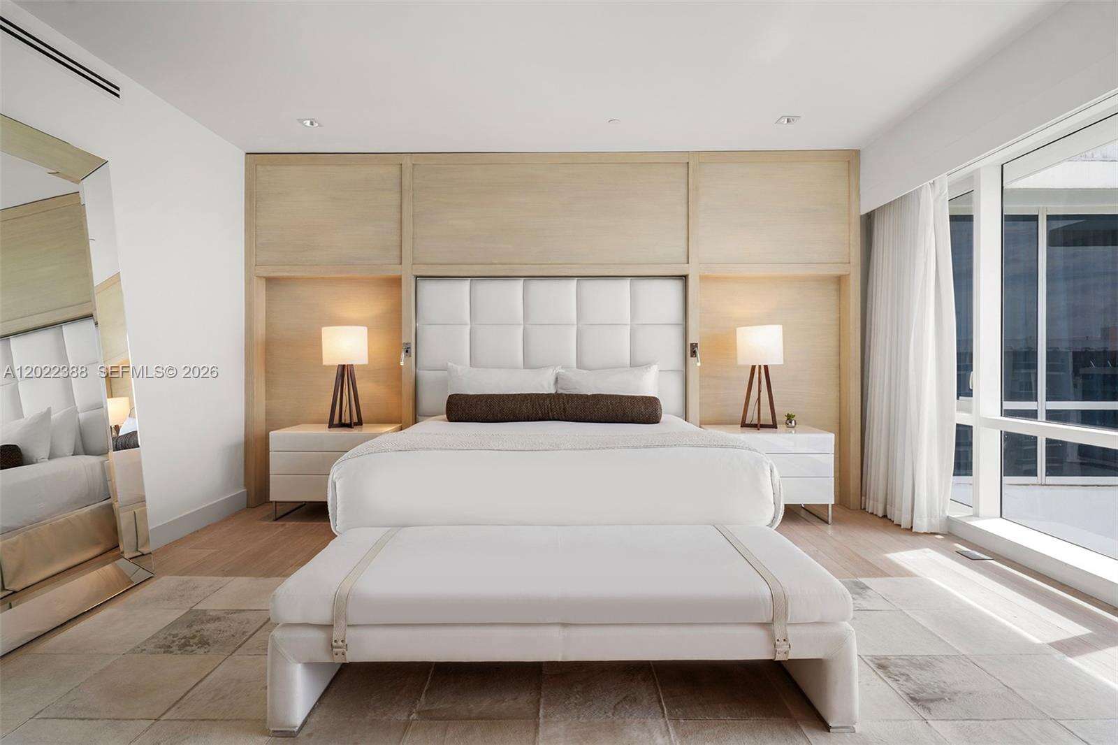 1 Hotel & Homes Unit #PH-1718 | Picture 32